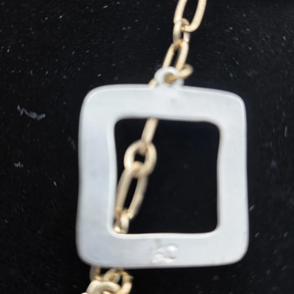 Kenneth Cole Silver & Gold Tone Metal Necklace Geometric Chunky Abstract 18
